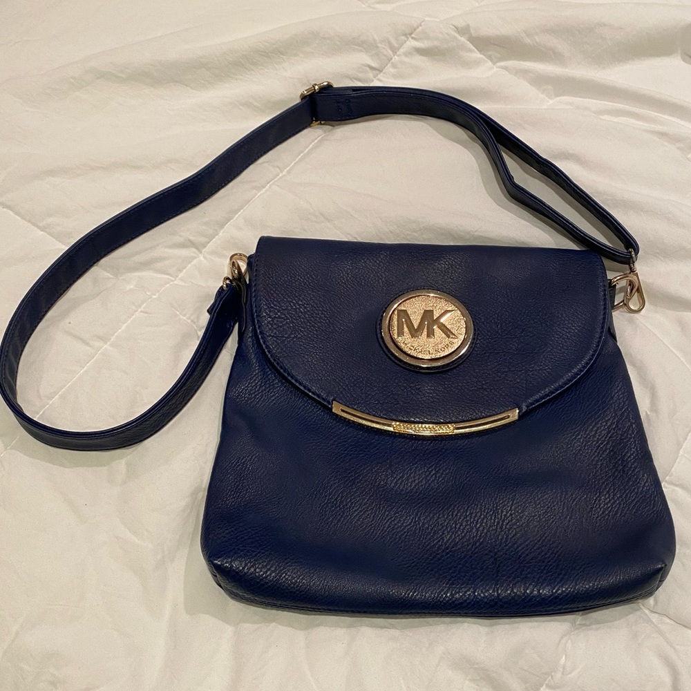 Authentic! Michael Kors Crossbody Bag.  Navy Blue.  Smoke Free Home.